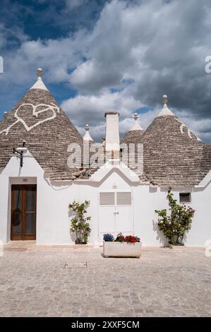 Tipiche case chiamate Trulli di Alberobello. Alberobello, Bari, Puglia, Italia, Europa. Foto Stock