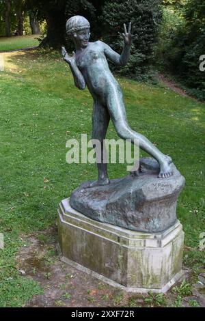 Vendémiaire Pavot ,né à Valenciennes en 1883, mort à Paris en 1929. LA FAUNESSE. Foto Stock