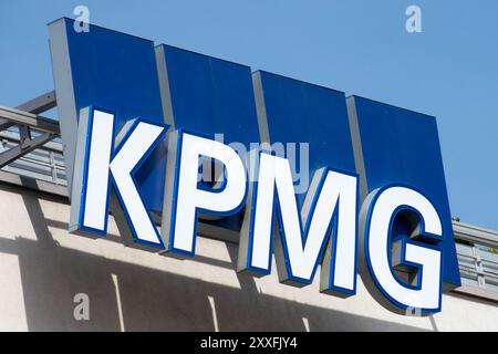 Edificio con logo KPMG Foto Stock