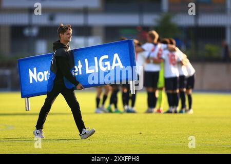 Copenaghen, Danimarca. 23 agosto 2024. Il NordicBet Liga match tra B.93 e Hilleroed Fodbold si svolgerà all'Osterbro Stadion di Copenaghen. Foto Stock