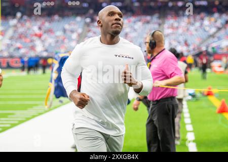 Houston, Texas, Stati Uniti. 24 agosto 2024: Allenatore degli Houston Texans DeMeco Ryans durante una gara di pre-stagione tra i Los Angeles Rams e gli Houston Texans a Houston, Texas. Credito Trask Smith/CSM: Cal Sport Media/Alamy Live News Foto Stock