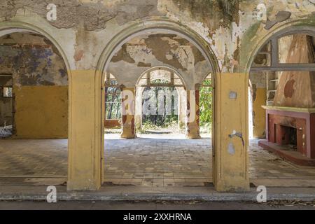 Ospedale abbandonato, posto perso, Eleousa, Rodi Foto Stock