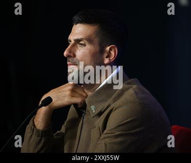Flushing NY, USA. 24 agosto 2024. Novak Djokovic parla ai media al Billie Jean King National Tennis Center di USTA il 24 agosto 2024 a Flushing Queens. Crediti: Mpi04/Media Punch/Alamy Live News Foto Stock