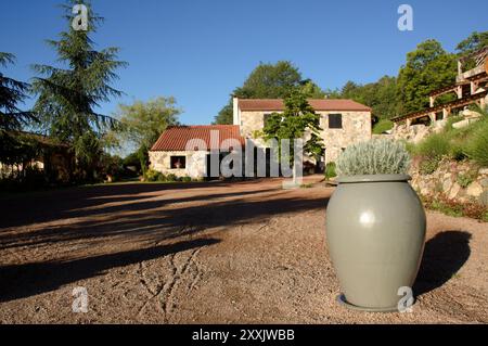 Una Pignata agriturismo vicino a Levie, Sud Corsica, Francia Foto Stock