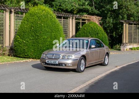 2003 Gold Rover 75 T Club se 1796 cc; auto d'epoca e d'epoca in mostra allo Stanley Park Blackpool, Regno Unito Foto Stock