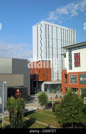 Belgrade Plaza nel centro di Coventry Foto Stock