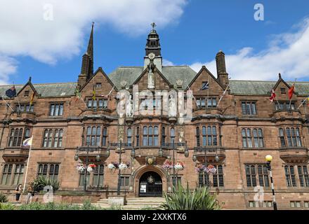 La Council House di Coventry fu costruita in stile Tudor poco prima della prima guerra mondiale Foto Stock