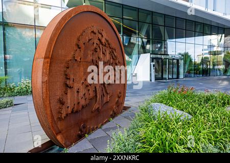 Segni e simboli, sede centrale della Swedbank, Landsvägen 40, Sundbyberg, Svezia. Foto Stock