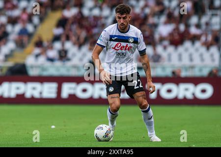 Matteo Ruggeri dell'Atalanta BC visto in azione durante la partita di calcio di serie A 2024/25 tra Torino FC e Atalanta BC allo stadio Olimpico grande Torino. (Foto di Fabrizio Carabelli / SOPA Images/Sipa USA) Foto Stock