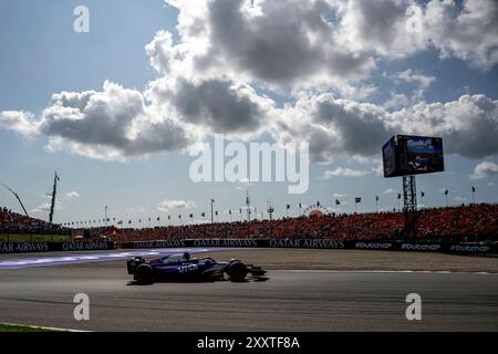 CIRCUITO ZANDVOORT, PAESI BASSI - AGOSTO 25: Daniel Ricciardo, Racing Bulls dall'Australia durante il Gran Premio d'Olanda sul circuito Zandvoort domenica 25 agosto 2024 a Zandvoort, Paesi Bassi. (Foto di Michael Potts/BSR Agency) credito: Michael Potts/Alamy Live News Foto Stock