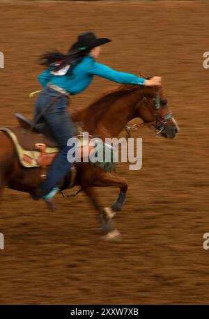 Corse di barile, Philomath Junior Rodeo, Philomath, Oregon Foto Stock