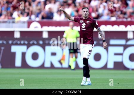 Torino, Italia. 25 agosto 2024. Ivan Ilic del Torino FC gesti durante la partita di serie A tra Torino FC e Atalanta BC. Crediti: Marco Canoniero/Alamy Live News Foto Stock