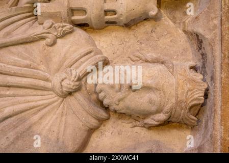 Tomba di re Childeberto i nella Basilica di Saint Denis a Parigi, Francia Foto Stock