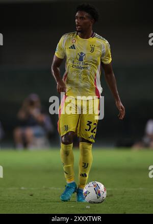 Verona, Italia. 26 agosto 2024. Juan Cabal della Juventus durante Mara'Antonio Bentegodi, Verona. Il credito per immagini dovrebbe essere: Jonathan Moscrop/Sportimage Credit: Sportimage Ltd/Alamy Live News Foto Stock