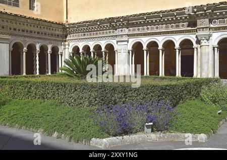 Krezgang, piccolo giardino Foto Stock