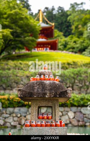 Katsuoji, il Tempio delle bambole Daruma, a Osaka, Giappone Foto Stock