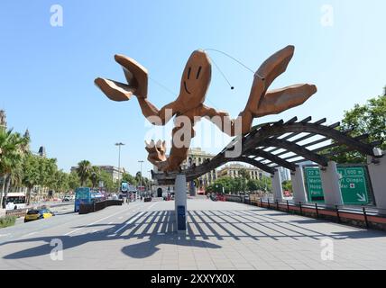 Il Gambrinus, l'aragosta gigante, scultura sul Passeig de Colom a Barcellona, Spagna. Foto Stock