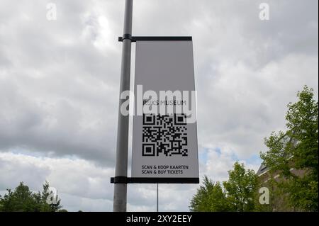 Cartellone QR Code dal Rijksmuseum Museum di Amsterdam, Paesi Bassi 21-6-2024 Foto Stock