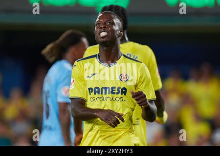 Villarreal, Spagna. 27 agosto 2024. VILLARREAL, SPAGNA - AGOSTO 26: Nicolas Pepe centrocampo difensivo del Villarreal CF reagisce durante la Liga EA Sports match tra Villarreal CF e RC Celta de Vigo allo Stadio la ceramica il 26 agosto 2024 a Villarreal, Spagna. (Foto di Jose Torres/Photo Players Images/Magara Press) credito: Magara Press SL/Alamy Live News Foto Stock