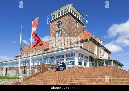 Vista sulla Strandhalle Bremerhaven dal Seebaederkaje. Vista sulla Strandhalle a Bremerhaven Foto Stock