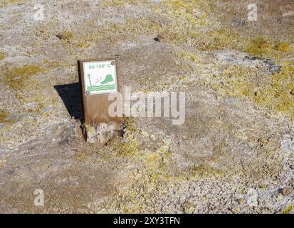 L'area ad alta temperatura di Gunnuhver in Islanda Foto Stock