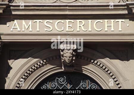 Edificio del tribunale locale a Cuxhaven Foto Stock