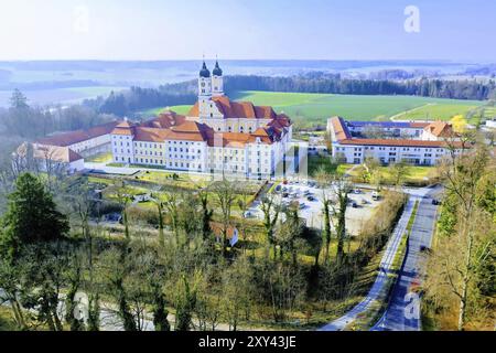 Abbazia di Roggenburg dall'alto Foto Stock