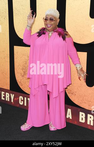 Circa il 27 agosto 2024. Luenell agli arrivi per la prima mondiale 1992, Regal LA Live, Los Angeles, CA, agosto 27, 2024. crediti: Elizabeth Goodenough/Everett Collection/Alamy Live News Foto Stock