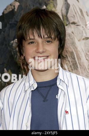 WESTWOOD, CALIFORNIA, 23 APRILE 2006: Josh Hutcherson alla prima di Los Angeles di "RV" tenutasi al Mann Village Theatre di Westwood, USA il 23 aprile 2006 Foto Stock