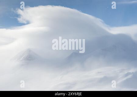 Vista su Tjaektjabakti e Tjaektjatjohkka, Stuor Reaiddavaggi, Kebnekaisefjaell, Norrbotten, Lapponia, Svezia, marzo 2013, Europa Foto Stock