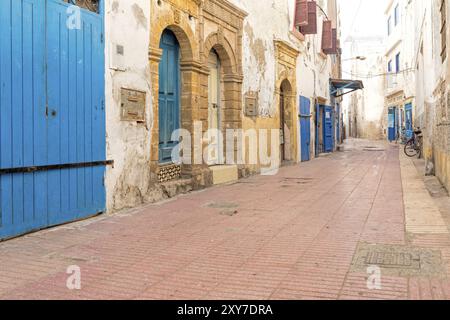 Vicolo in una città marocchina Foto Stock