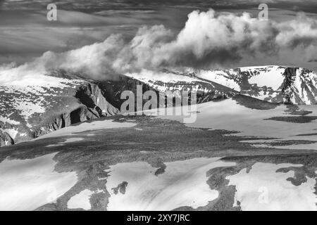 Nuvoloso Mood, Kebnekaisefjaell, Norrbotten, Lapponia, Svezia, luglio 2015, Europa Foto Stock