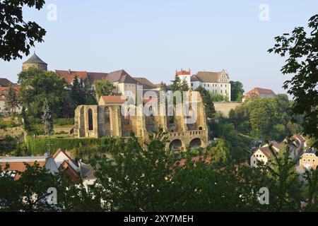 Bautzen, con vista sull'Ortenburg. Bautzen, con vista a Ortenburg, Die Ruine der Nikolaikirche a Bautzen. Le rovine della chiesa di San Nicola a B. Foto Stock