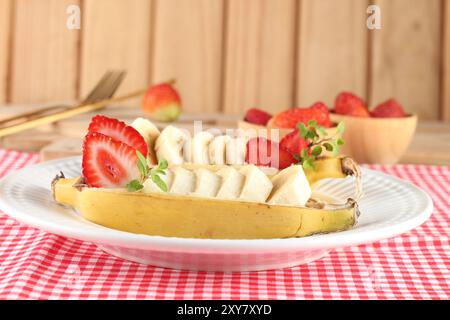 frutta, banana, fragola, fresca, naturale, dessert Foto Stock