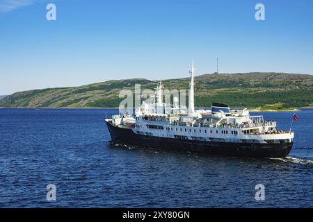 Veduta del Varangerfjord in Norvegia Foto Stock