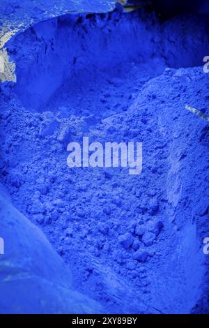 La fabbrica di colore blu di Schindler si trova direttamente sul fiume Zwickauer Mulde e appartiene al distretto Zschorlau di Albernau, nell'ora sassone Mo Foto Stock