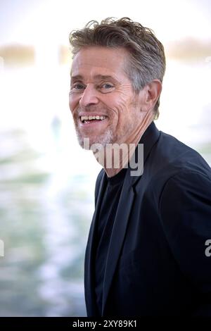 Venezia, Italia. 28 agosto 2024. VENEZIA, ITALIA - AGOSTO 28: Willem Dafoe arriva al Palazzo del Casinò alla 81a Mostra Internazionale d'Arte cinematografica di Venezia il 28 agosto 2024 a Venezia, Italia. Credito: dpa/Alamy Live News Foto Stock