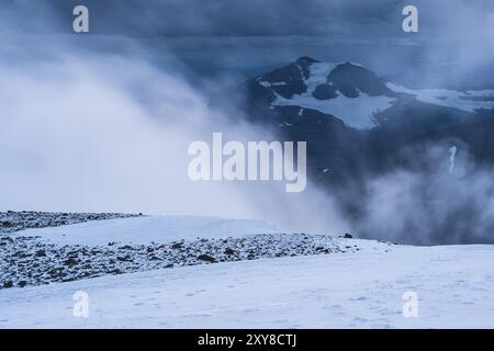 Vista da Kebnekaisefjaell al massiccio di Saelka, Norrbotten, Lapponia, Svezia, agosto 2013, Europa Foto Stock