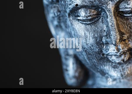 Paesi Bassi. Ottobre 2022. Statua del buddha in posa calma e riposante. Shakyamuni Buddha è un insegnante spirituale, una delle tre religioni mondiali Foto Stock