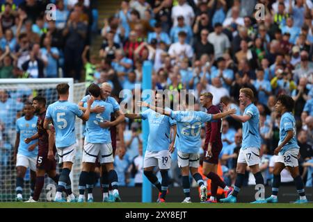 Erling Haland del Manchester City festeggia dopo aver segnato il suo terzo gol e le sue squadre quarta, 4-1 - Manchester City contro Ipswich Town, Premier League, Etihad Stadium, Manchester, Regno Unito - 24 agosto 2024 solo uso editoriale - si applicano restrizioni DataCo Foto Stock