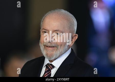 DF - BRASILIA - 08/28/2024 - BRASILIA, CERIMONIA PER CELEBRARE IL 25° ANNIVERSARIO DEL MINISTERO DELLA DIFESA - il presidente della repubblica, Luiz Inacio Lula da Silva, durante la cerimonia per commemorare il 25° anniversario del Ministero della difesa tenutasi questo mercoledì, agosto 28. Foto: Mateus Bonomi/AGIF (foto di Mateus Bonomi/AGIF/Sipa USA) Foto Stock