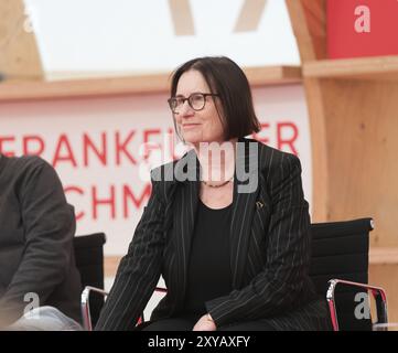 FRANCOFORTE SUL MENO, Germania, 18 ottobre 2023: Irina Scherbakowa (*1949), alla 75a Fiera del Libro di Francoforte, Europa Foto Stock