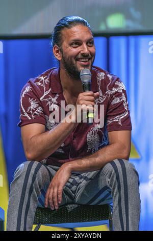 Bonn, Germania, 8 giugno 2019: Shazad Latif (*1988, attore britannico, Star Trek: Discovery) parla delle sue esperienze in Star Trek Discovery al FedCon 28, Foto Stock