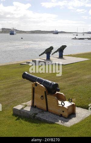 Canoni al Victory Green, Port Stanley, Isole Falkland, Sud America Foto Stock