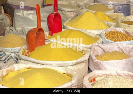 Cibo di graffa, mercato in Marocco Foto Stock