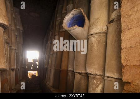 La fabbrica di colore blu di Schindler si trova direttamente sul fiume Zwickauer Mulde e appartiene al distretto Zschorlau di Albernau, nell'ora sassone Mo Foto Stock