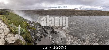 Cascata di Dettifoss nella parte settentrionale dell'Islanda (senza persone) Foto Stock