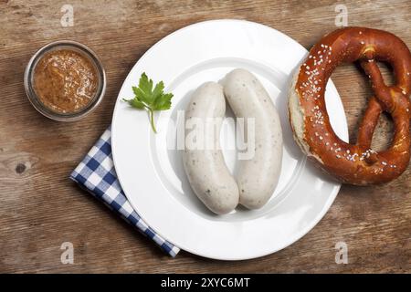 Salsicce di vitello bavaresi dall'alto Foto Stock