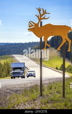 Segnale di avvertimento in corrispondenza di Grande Cache Alberta Canada Foto Stock