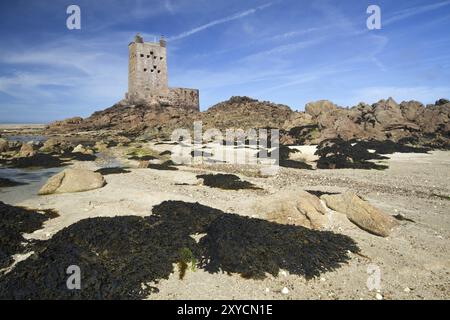 Seymour Tower al largo dell'Isola del Canale di Jersey, Regno Unito Foto Stock